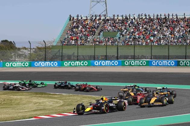 11 PEREZ Sergio (mex), Red Bull Racing RB20, action during the Formula 1 MSC Cruises Japanese Grand Prix 2024, 4th round of the 2024 Formula One World Championship, WM, Weltmeisterschaft from April 5 to 7, 2024 on the Suzuka International Racing Course, in Suzuka, Japan - F1 - JAPANESE GRAND PRIX 2024 DPPI Panoramic  240407_R04_GIAPPONE__LF35728