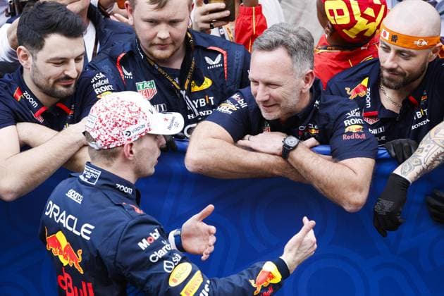 HORNER Christian (gbr), Team Principal of Red Bull Racing, portrait and VERSTAPPEN Max (ned), Red Bull Racing RB20, portrait during the Formula 1 MSC Cruises Japanese Grand Prix 2024, 4th round of the 2024 Formula One World Championship, WM, Weltmeisterschaft from April 5 to 7, 2024 on the Suzuka International Racing Course, in Suzuka, Japan - F1 - JAPANESE GRAND PRIX 2024 DPPI Panoramic 240407_R04_GIAPPONE__LF36076