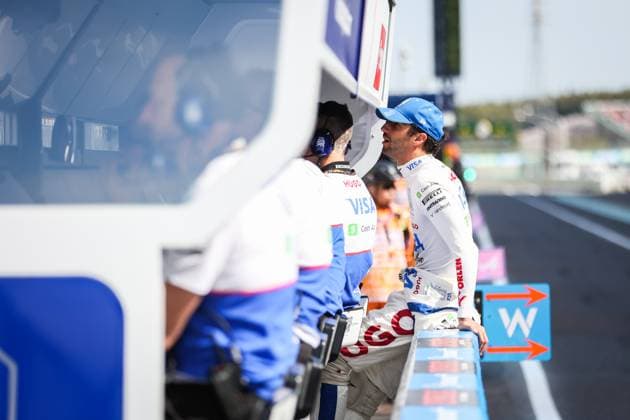 RICCIARDO Daniel (aus), Visa Cash App RB F1 Team VCARB 01, portrait during the Formula 1 MSC Cruises Japanese Grand Prix 2024, 4th round of the 2024 Formula One World Championship, WM, Weltmeisterschaft from April 5 to 7, 2024 on the Suzuka International Racing Course, in Suzuka, Japan - F1 - JAPANESE GRAND PRIX 2024 DPPI Panoramic  240407_R04_GIAPPONE_AV6_8838