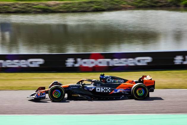 04 NORRIS Lando (gbr), McLaren F1 Team MCL38, action during the Formula 1 MSC Cruises Japanese Grand Prix 2024, 4th round of the 2024 Formula One World Championship, WM, Weltmeisterschaft from April 5 to 7, 2024 on the Suzuka International Racing Course, in Suzuka, Japan - F1 - JAPANESE GRAND PRIX 2024 DPPI Panoramic  240407_R04_GIAPPONE_FG_21756