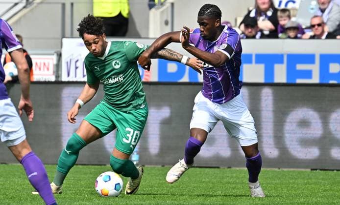 07 04 2024 Soccer Season 2023 2024 2 Soccer Bundesliga 28 Matchday VfL Osnabrück SpVgg Greuther Fürth Kleeblatt Sportfoto Zink xwoxzix DFL regulations prohibit any use of photographs as image sequences and or quasi video only for editorial use Armindo Sieb 30, SpVgg Greuther Fürth Maxwell Gyamfi 4, VfL Osnabrück