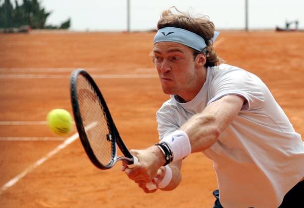 ROLEX MONTE-CARLO MASTERS QUALIFS PHOTOPQR NICE MATIN Jean François Ottonello ; Roquebrune-Cap-Martin ; 07 04 2024 ; ROLEX MONTE-CARLO MASTERS - Andrey Rublev a l entrainement Roquebrune-Cap-Martin France  Copyright: xPHOTOPQR NICExMATIN MAXPPPxJeanxFrançoisxOttonellox 20240407NIM5133 20240407NIM5133
