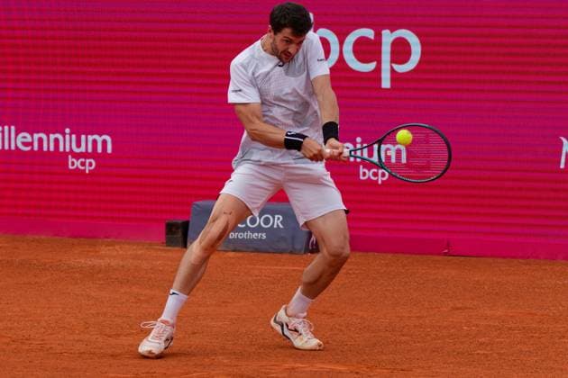 Estoril, Portugal, April 07 2024: Pedro Martinez (Spain) in action during the Millennium Estoril Open Final between Pedro Martinez (Spain) and Hubert Hurkacz (Poland) at Clube de Tenis do Estoril in Estoril, Portugal. (Pedro Porru SPP) Copyright: xPedroxPorrux xSPPx spp-en-PePoSp-4F8A4155