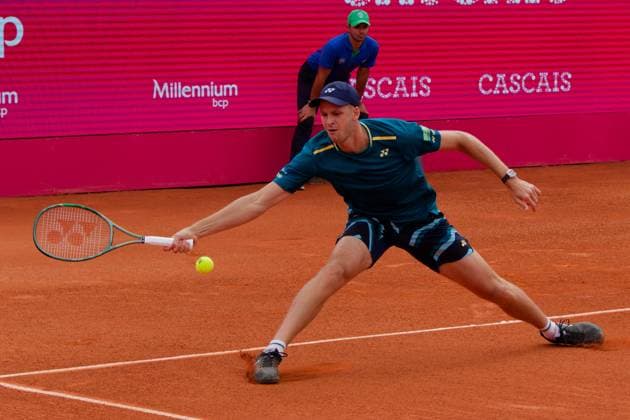 Estoril, Portugal, April 07 2024: Hubert Hurkacz (Poland) in action during the Millennium Estoril Open Final between Pedro Martinez (Spain) and Hubert Hurkacz (Poland) at Clube de Tenis do Estoril in Estoril, Portugal. (Pedro Porru SPP) Copyright: xPedroxPorrux xSPPx spp-en-PePoSp-4F8A4107