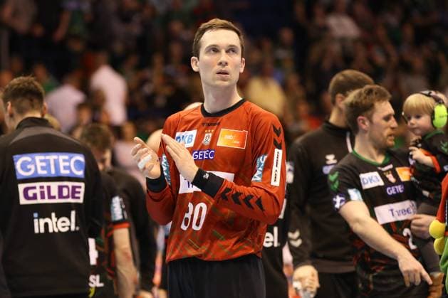 07 04 2024, xgox, Handball Liqui Moly Hbl, SC Magdeburg TVB Stuttgart emspor, f l Nikola Portner Magdeburg, 80 cheering about the victory, cheering after the end of the game Magdeburg