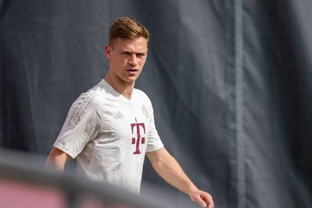 Joshua Kimmich 6 FC Bayern Muenchen , final training before the UEFA Champions League match against FC Arsenal, season 2023 2024 at Saebener Strasse 08 04 2024 DFB regulations prohibit any use of photographs as image sequences and or quasi video Muenchen Bayern Germany Copyright: xkolbert-press UlrichxGamelx