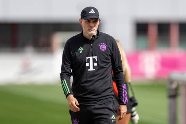 Head coach Thomas Tuchel FC Bayern Muenchen , final training before the UEFA Champions League match against FC Arsenal, season 2023 2024 at Saebener Strasse 08 04 2024 DFB regulations prohibit any use of photographs as image sequences and or quasi video Muenchen Bayern Germany Copyright: xkolbert-press UlrichxGamelx