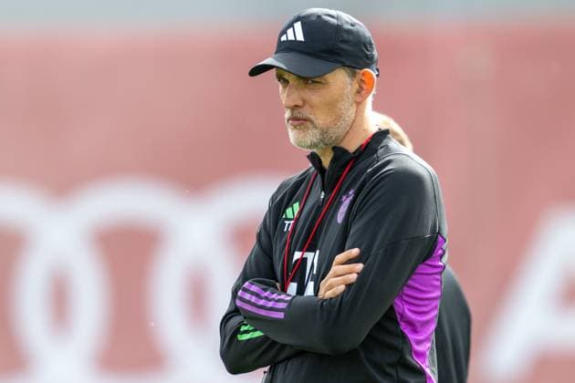 Head coach Thomas Tuchel FC Bayern Muenchen with a grim face, final training before the UEFA Champions League match against FC Arsenal, season 2023 2024 at Saebener Strasse 08 04 2024 DFB regulations prohibit any use of photographs as image sequences and or quasi video Muenchen Bayern Germany Copyright: xkolbert-press UlrichxGamelx