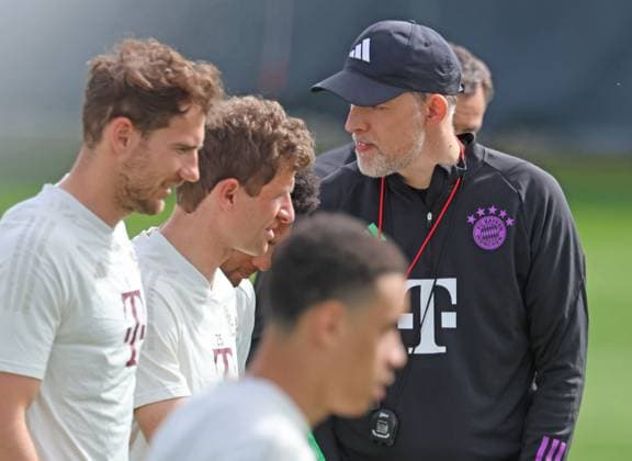 Coach Thomas Tuchel, his players, 25 Thomas Mueller, 8 Leon Goretzka, 42 Jamal Musiala Football FC Bayern Munichs final training session before the UEFA Champions League match in London against Arsenal FC 08 04 2024 Training ground, Saebenerstr PHOTO Mladen Lackovic LakoPress
