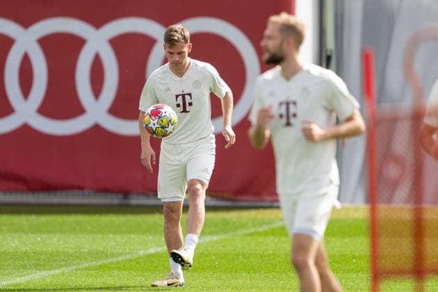 Joshua Kimmich 6 FC Bayern Muenchen , final training before the UEFA Champions League match against FC Arsenal, season 2023 2024 at Saebener Strasse 08 04 2024 DFB regulations prohibit any use of photographs as image sequences and or quasi video Muenchen Bayern Germany Copyright: xkolbert-press UlrichxGamelx