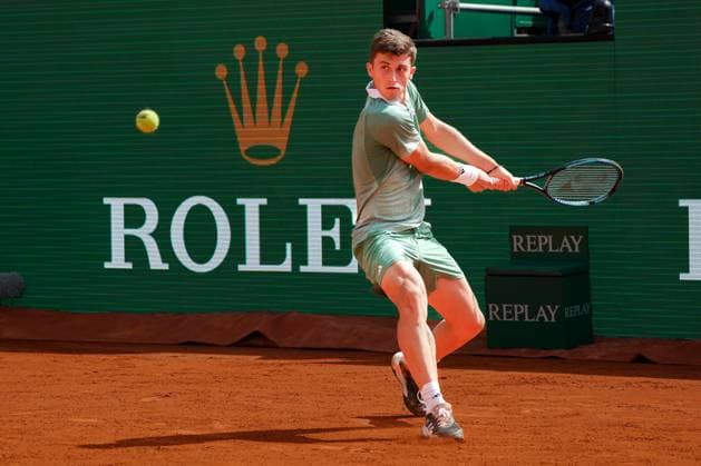Luca Nardi (Italie) TENNIS : Monaco Rolex Master 1000 - 1er tour - Monaco - 08 04 2024 NorbertScanella Panoramic