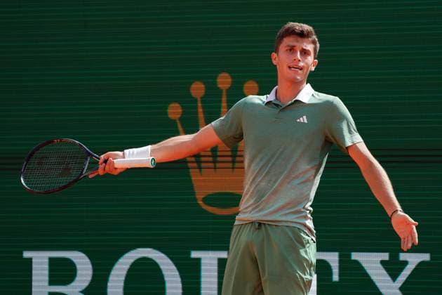 Luca Nardi (Italie) TENNIS : Monaco Rolex Master 1000 - 1er tour - Monaco - 08 04 2024 NorbertScanella Panoramic