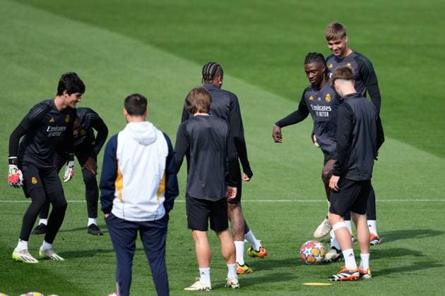 April 8, 2024, Valdebebas, Madrid, SPAIN: Eduardo Camavinga during the training session of Real Madrid before the UEFA Champions League, Quarter finals, football match against Manchester City at Ciudad Deportiva Real Madrid on April 8, 2024, in Valdebebas, Madrid, Spain. Valdebebas SPAIN - ZUMAa181 20240408_zaa_a181_013 Copyright: xOscarxJ.xBarrosox