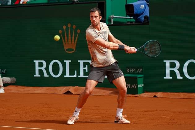 Laslo Gjere (Serbie) TENNIS : Monaco Rolex Master 1000 - 1er tour - Monaco - 08 04 2024 NorbertScanella Panoramic 