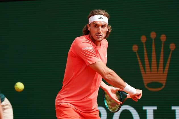Stefanos Tsitsipas (Grece) TENNIS : Monaco Rolex Master 1000 - 1er tour - Monaco - 08 04 2024 NorbertScanella Panoramic 