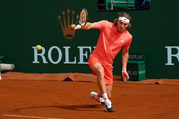 Stefanos Tsitsipas (Grece) TENNIS : Monaco Rolex Master 1000 - 1er tour - Monaco - 08 04 2024 NorbertScanella Panoramic 