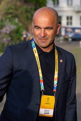 European Football Championship Workshop, European Championship, Meeting of the national coaches on 08 04 2024 at the Staendehaus in Duesseldorf Roberto Martinez Portugal, national coach on his way into the building Photo Kirchner Media TH Copyright: xKirchner-Media THx