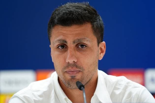 April 8, 2024, Madrid, Madrid, SPAIN: Rodri Hernandez of Manchester City attends his press conference, PK, Pressekonferenz before the UEFA Champions League, Quarter finals, football match against Real Madrid at Santiago Bernabeu stadium on April 8, 2024, in Madrid, Spain. Madrid SPAIN - ZUMAa181 20240408_zaa_a181_074 Copyright: xOscarxJ.xBarrosox