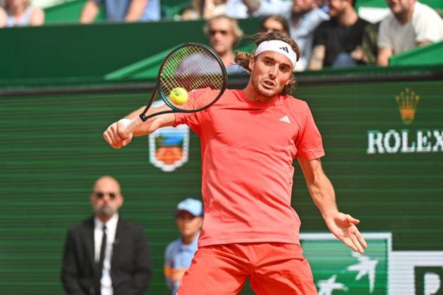 Rolex Monte Carlo Masters Day Three MONTE CARLO, MONACO APRIL 8 Stefanos Tsitsipas of Greece in action against Laslo Djere of Serbia during day three of the Rolex Monte Carlo Masters at Monte Carlo Country Club on April 8, 2024 in Monte Carlo, Monaco Photo by Andy Astfalck Copyright: xBEAUTIFULxSPORTS Astfalckx