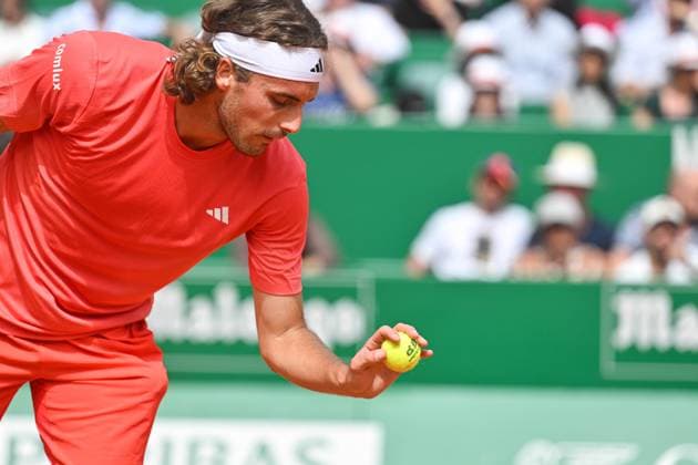 Rolex Monte Carlo Masters Day Three MONTE CARLO, MONACO APRIL 8 Stefanos Tsitsipas of Greece in action against Laslo Djere of Serbia during day three of the Rolex Monte Carlo Masters at Monte Carlo Country Club on April 8, 2024 in Monte Carlo, Monaco Photo by Andy Astfalck Copyright: xBEAUTIFULxSPORTS Astfalckx
