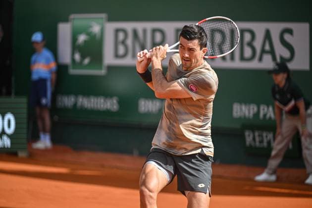 Rolex Monte Carlo Masters Day Three MONTE CARLO, MONACO APRIL 8 Sebastian Ofner of Austria in action against Daniel Evans of Great Britain during day three of the Rolex Monte Carlo Masters at Monte Carlo Country Club on April 8, 2024 in Monte Carlo, Monaco Photo by Andy Astfalck Copyright: xBEAUTIFULxSPORTS Astfalckx