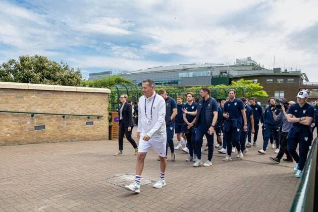 AFC Wimbledon Wimbledon Tennis Training Session AELTC Head Coach Dan Bloxham leads AFC Wimbledon coaching staff and players during an AFC Wimbledon team visit to The All England Lawn Tennis and Croquet Club, Wimbledon, United Kingdom on 8 April 2024. Editorial use only , Copyright: xIanxStephenx PSI-19409-0061