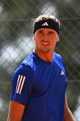 Monaco Rolex Masters Alexander Zverev (GER) during practice at the Monaco Rolex Masters in Monte Carlo, on April, 8, 2024. Photo by Corinne Dubreuil ABACAPRESS.COM Monaco Monaco  Copyright: xDubreuilxCorinne ABACAx
