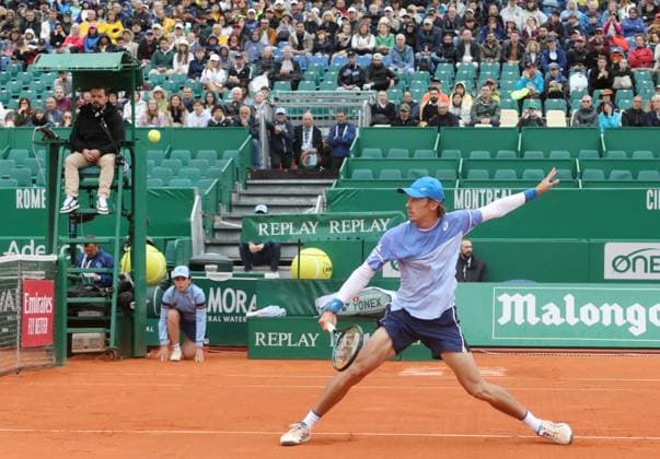 Monte-Carlo Rolex Master Tennis PHOTOPQR NICE MATIN Cyril Dodergny ; Roquebrune-cap-martin ; 09 04 2024 ; Roquebrune-cap-martin le 09 04 2024 - Monte-Carlo Country Club - Monte-Carlo Rolex Master 1000 Tennis - 2eme tour - Stan WAWRINKA vs Alex DE MINAUR April 9th 2024. Monte-Carlo Rolex Masters under the rain Roquebrune-cap-martin France  Copyright: xPHOTOPQR NICExMATIN MAXPPPxCyrilxDodergnyx 20240409NIM8885 20240409NIM8885