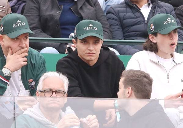 Monte-Carlo Rolex Master Tennis PHOTOPQR NICE MATIN Cyril Dodergny ; Roquebrune-cap-martin ; 09 04 2024 ; Roquebrune-cap-martin le 09 04 2024 - Monte-Carlo Country Club - Monte-Carlo Rolex Master 1000 Tennis - 2eme tour - Roquebrune-cap-martin le 09 04 2024 - Monte-Carlo Country Club - Monte-Carlo Rolex Master 1000 Tennis - 2eme tour - Le pilote de Formule 1, Lando NORRIS present dans les tribunes pendant le match de Noval DJOKOVIC Roquebrune-cap-martin France  Copyright: xPHOTOPQR NICExMATIN MAXPPPxCyrilxDodergnyx 20240409NIM9288 20240409NIM9288