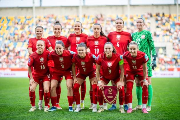 09.04.2024 GDYNIA STADION MIEJSKI PILKA NOZNA (FOOTBALL) UEFA KWALIFIKACJE MISTRZOSTW EUROPY KOBIET 2025 ( UEFA WOMENS EURO 2025 QUALIFIERS ) MECZ ( GAME ) POLSKA - AUSTRIA ( POLAND - AUSTRIA ) NZ reprezentacja polski zdjecie grupowe FOTO MATEUSZ SLODKOWSKI CYFRASPORT NEWSPIX.PL --- Newspix.pl  20240409_CS_MS_044
