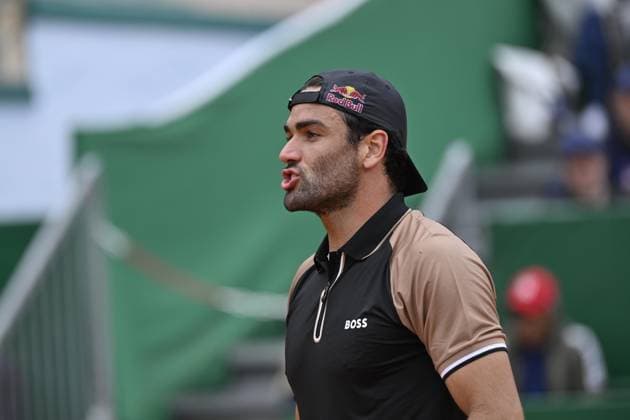 Tennis - Rolex Monte Carlo 2024 - ATP, Tennis Herren - Matteo Berrettini - Italie TENNIS - Rolex Monte Carlo 2024 - MC - 099 04 2024 ChrysleneCaillaud Panoramic 