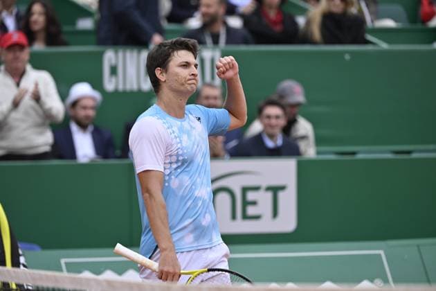 Tennis - Rolex Monte Carlo 2024 - ATP, Tennis Herren - Mionir Kermanovic - Serbie TENNIS - Rolex Monte Carlo 2024 - MC - 099 04 2024 ChrysleneCaillaud Panoramic 