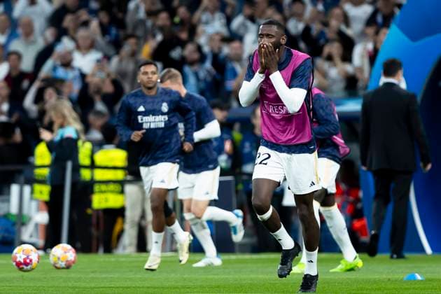 April 9, 2024, Madrid, Spain: Antonio Rudiger of Real Madrid warms up during the UEFA Champions League quarter-final first leg match between Real Madrid CF and Manchester City at Estadio Santiago Bernabeu on April 09, 2024 in Madrid, Spain. Madrid Spain - ZUMAd159 20240409_zia_d159_021 Copyright: xGerardxFrancox