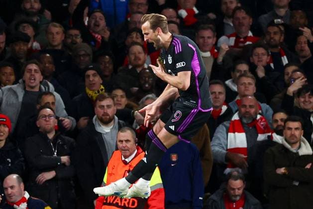 Harry Kane of Bayern Munich celebrates scoring a goal for their side to make it 1-2 Arsenal v Bayern Munich, UEFA Champions League, Quarter Final, First Leg, Football, Emirates Stadium, London, UK - 09 Apr 2024 EDITORIAL USE ONLY No use with unauthorised audio, video, data, fixture lists, club league logos or live services. Online in-match use limited to 120 images, no video emulation. No use in betting, games or single club league player publications. Copyright: xSimonxDael Shutterstockx 14424047aq