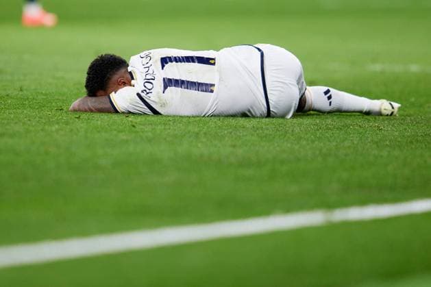 Rodrygo Goes of Real Madrid CF Real Madrid v Manchester City, UEFA Champions League, Quarter Final, First Leg, Football, Santiago Bernabeu Stadium, Madrid, Spain - 09 Apr 2024 EDITORIAL USE ONLY No use with unauthorised audio, video, data, fixture lists, club league logos or live services. Online in-match use limited to 120 images, no video emulation. No use in betting, games or single club league player publications. Copyright: xRubenxAlbarran Shutterstockx 14425023bi
