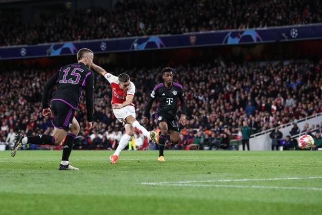 Arsenal gegen Bayern München 09. April 2024, London UEFA Champions League Viertelfinale Hinspiel Arsenal gegen Bayern München Leandro Trossard von Arsenal erzielt das 2. Tor Foto Jacques Feeney Abseits London UK  Copyright: xJacquesxFeeneyx xOffsidexOffside