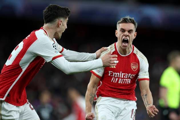 Bilder des Jahres 2024, Sport 04 April Sport Themen der Woche KW15 Sport Bilder des Tages Arsenal FC v FC Bayern München: Quarter-final First Leg - UEFA Champions League 2023 24 Kai Havertz and Leandro Trossard of Arsenal celebrate equalizing goal during the UEFA Champions League quarter-final first leg match between Arsenal FC and FC Bayern München at Emirates Stadium on April 9, 2024 in London, England. London Emirates Stadium England United Kingdom Copyright: xEdxSykes Sportsphoto APLx 13971582
