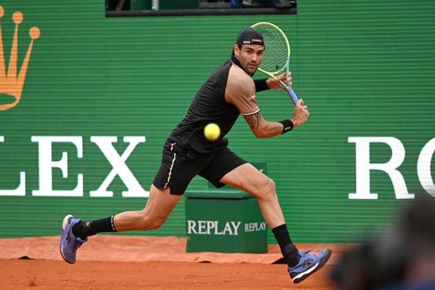 MATTEO BERRETTINI, Tennis Rolex Monte-Carlo Masters 2024, azione, action, single shot TENNIS ROLEX MONTE-CARLO MASTERS 2024