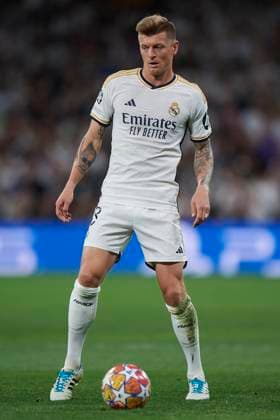 2024-04-09 Real Madrid CF v Manchester City - Quarter-final First Leg - UEFA Champions League 2023 24 MADRID, SPAIN - APRIL 9: Toni Kroos of Real Madrid CF in action during the Quarter-final First Leg - UEFA Champions League match between Real Madrid CF and Manchester City at Estadio Santiago Bernabeu on April 9, 2024 in Madrid, Spain. (Photo by Pablo Morano BSR Agency) Madrid Spain Content not available for redistribution in The Netherlands directly or indirectly through any third parties. Copyright: xBSRxAgencyx