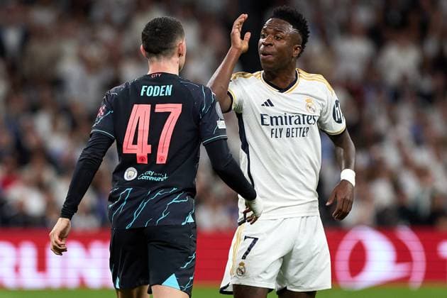 Real Madrid CF v Manchester City: Quarter-final First Leg - UEFA Champions League 2023 24 Vinicius Junior of Real Madrid is arguing with Phil Foden of Manchester City during the UEFA Champions League quarter-final first leg match between Real Madrid CF and Manchester City at Estadio Santiago Bernabeu in Madrid, Spain, on April 9, 2024. Madrid Spain  Copyright: xDAXxImagesx originalFilename:daximages-realmadr240409_np095.jpg