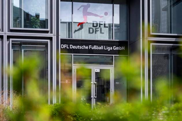 Fußball, Deutsche Fußball Liga GmbH, DFL: Eingangsbereich der Zentrale der DFL in Frankfurt. *** Soccer, Deutsche Fußball Liga GmbH, DFL Entrance area of the DFL headquarters in Frankfurt Copyright: xDavidxInderliedx