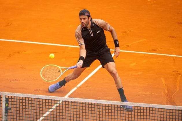 Rolex Monte Carlo Masters Day Four MONTE CARLO, MONACO APRIL 9 Matteo Berrettini of Italy in action against Miomir Kecmanovic of Serbia during their first round match on day four of the Rolex Monte Carlo Masters at Monte Carlo Country Club on April 9, 2024 in Monte Carlo, Monaco Photo by Andy Astfalck Copyright: xBEAUTIFULxSPORTS Astfalckx