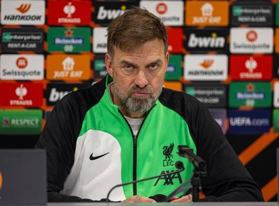 Sport Bilder des Tages Football - UEFA Europa League - Quarter-Final 1st Leg - Liverpool FC v BC Atalanta - MD-1 LIVERPOOL, ENGLAND - Wednesday, April 10, 2024: Liverpool s manager Jürgen Klopp during a press conference, PK, Pressekonferenz at Anfield ahead of the UEFA Europa League Quarter-Final 1st Leg match between Liverpool FC and BC Atalanta. (Photo by David Rawcliffe Propaganda) LIVERPOOL Anfield MERSEYSIDE ENGLAND  Copyright: xDavidxRawcliffex P2024-04-10-Liverpool_Atalanta_MD-1-9