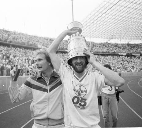 DFB Cup Final 1985 Bayer Uerdingen FC Bayern Muenchen 2 1 Schaefer and Friedhelm Funkel with trophy overhead HM