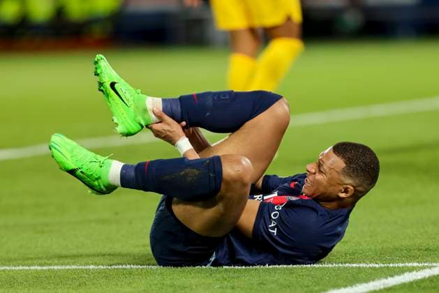 Kylian Mbappe (Paris Saint-Germain) on the ground, UEFA Champions League 2023 24 - Quarter-final First Leg, Paris Saint-Germain vs FC Barcelona, Barca Parc des Princes, April 10, 2024, Paris, France.