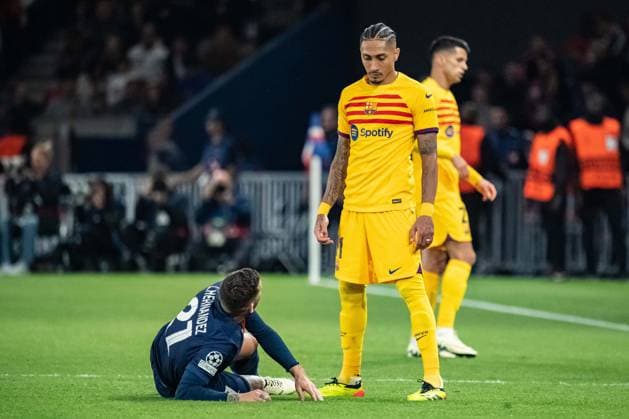 Raphinha (FC Barcelone) Lucas Hernandez (Paris SG) FOOTBALL : Paris SG x FC Barcelone - Ligue des Champions - Quart de Finale - 10 04 2024 BaptisteAutissier Panoramic 