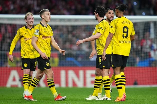Sebastien Haller of Borussia Dortmund celebrates after scoring the 2-1 Atletico de Madrid v Borussia Dortmund. UEFA Champions League match. Quarter-finals, first leg. Football, Civitas Metropolitano Stadium, Madrid, Spain - 10 April 2024 Editorial use only  Copyright: xBaguxBlanco PRESSINPHOTO Shutterstockx 14430096ag