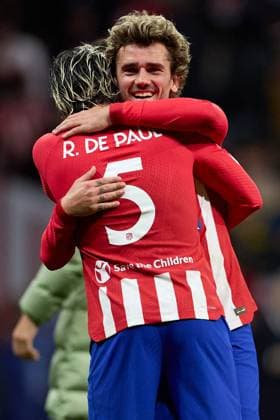 Antoine Griezmann of Atletico de Madrid and Rodrigo De Paul of Atletico de Madrid during the UEFA Champions League 2023 24 quarter-finals match between Atletico de Madrid and Borussia Dortmund at Stadium Civitas Metropolitano on April 10, 2024 in Madrid, Spain. FOOTBALL : Atletico Madrid vs Borussia Dormund - UEFA Ligue des Champions - 1 4 Quart - 10 04 2024 LGM Panoramic 