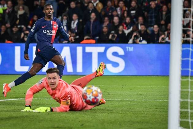 Champions League PSG v Barcelona FA Paris Saint-Germain?s forward Ousmane Dembele kicks the ball during the UEFA Champions League quarter-final football match between Paris Saint-Germain and FC Barcelona, Barca at the Parc des Princes stadium in Paris on April 10, 2024. Photo by Firas Abdullah ABACAPRESS.COM  Copyright: xAbdullahxFiras ABACAx