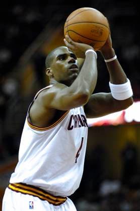 NBA, Basketball Herren, USA Grizzlies vs Cavaliers NOV 27 11-27-10: Antawn Jamison 4 in action during the Cleveland Cavaliers vs Memphis Grizzlies game in Cleveland at Quicken Loans Arena.(Credit Image: Â Jason Pohuski Cal Media) Cleveland OH U.S. EDITORIAL USE ONLY Copyright: xx ZUMA-20101127_zaf_cp5_039.jpg JasonxPohuskix csmphoto391555